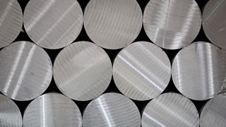 Aluminium stack