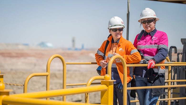 Employees, Oyu Tolgoi