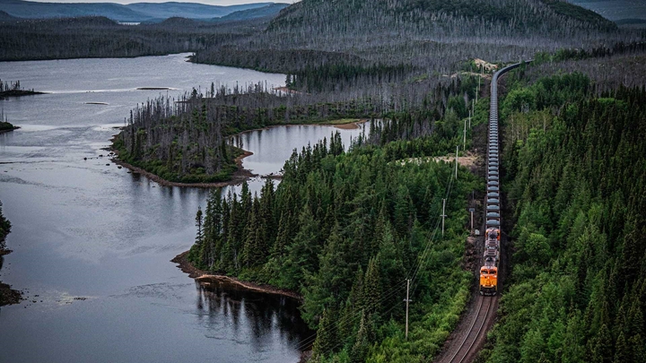 QNS&L rail line, IOC