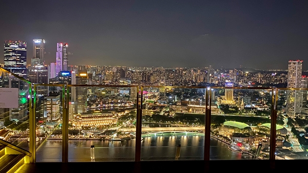 The vibrant Singapore skyline