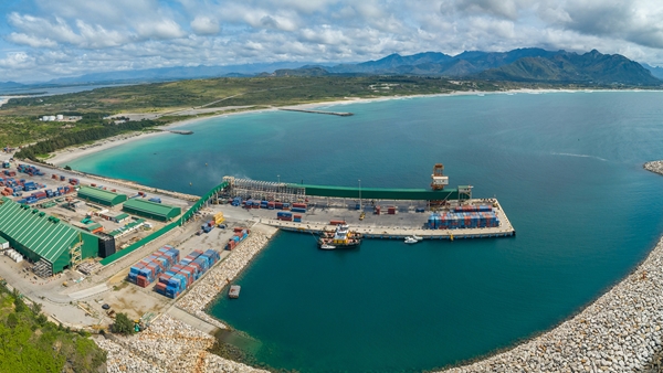 Port d'Ehoala, Fort Dauphin, Madagascar