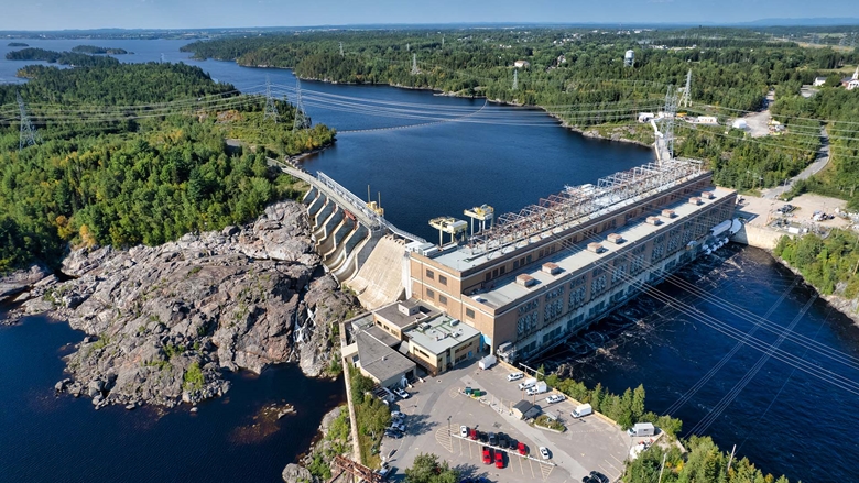 Aluminium bridge, Saguenay